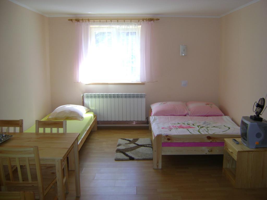 Pokoje Nad Strumykiem W Polanczyku Tel 13- 469 -2257 Polańczyk Exterior foto